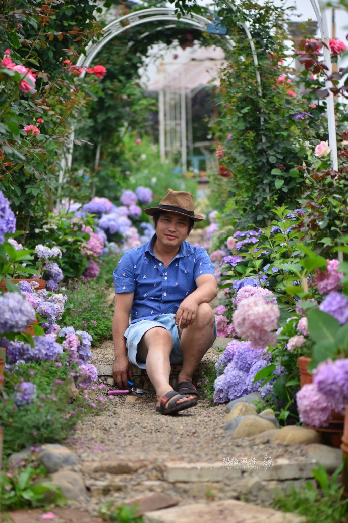 花园拜访,成都玛莉亚色彩花园电话