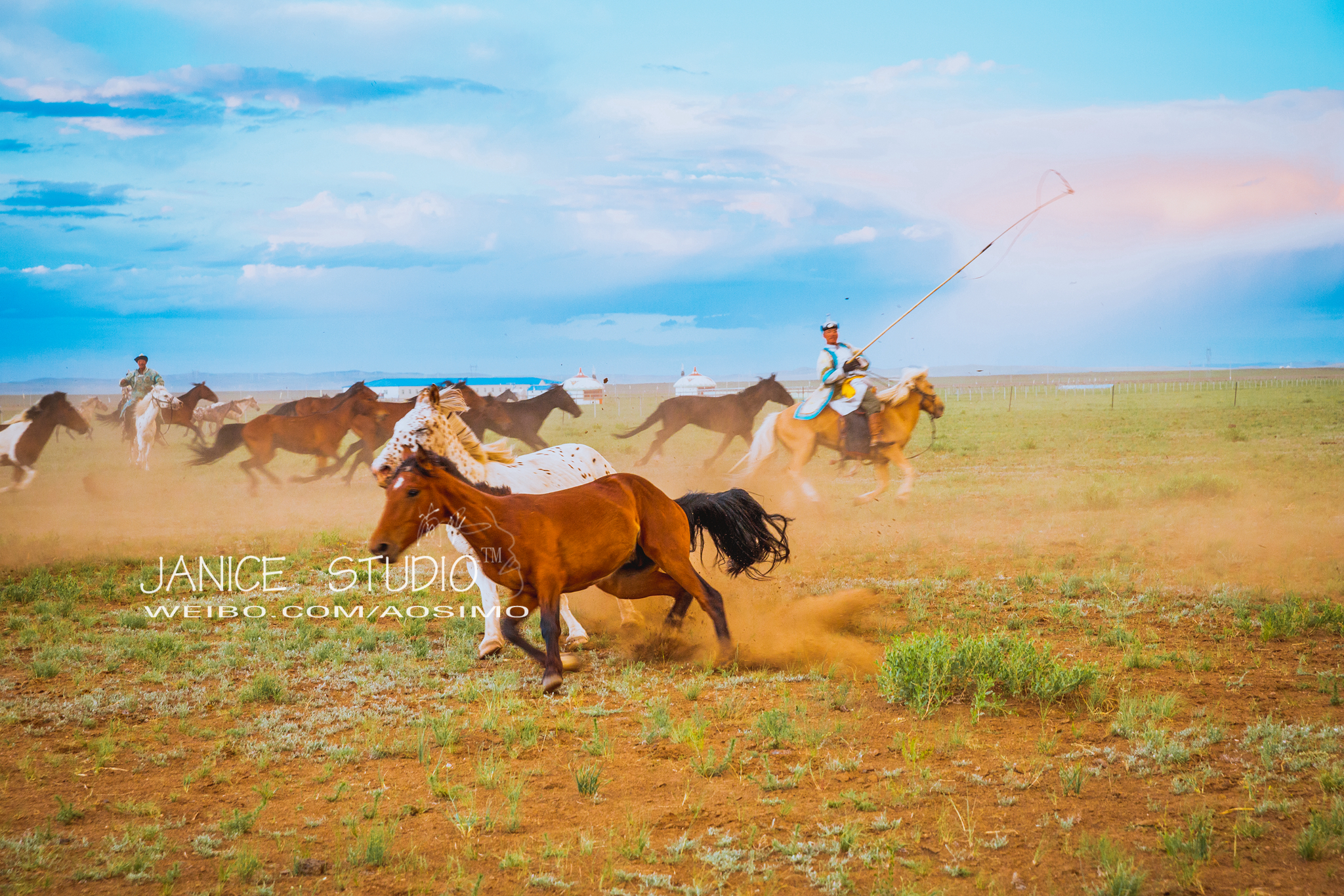 锡林郭勒草原旅游自驾攻略,锡林郭勒大草原自驾旅游攻略
