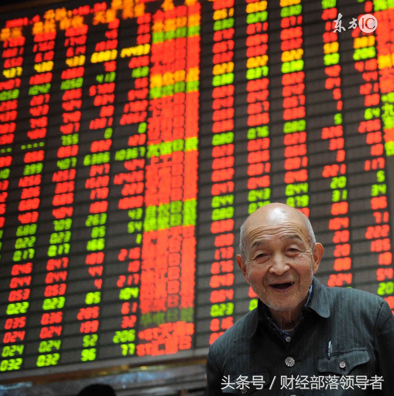 主创分明，如何掘金中报牛股