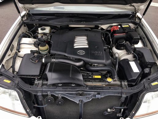 皇冠majesta低趴,皇冠majesta多少钱