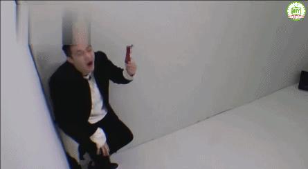 张艺兴说脚踏实地谋发展,张艺兴心里坚定理想一步步登顶