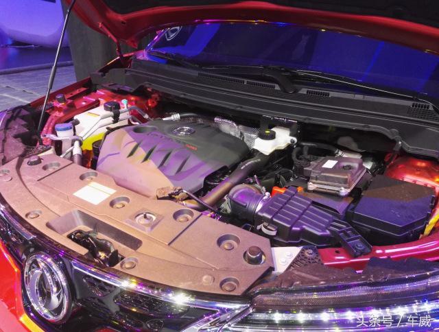 东风风神ax4和宝骏560哪个好,东风ax4和宝骏510尺寸对比