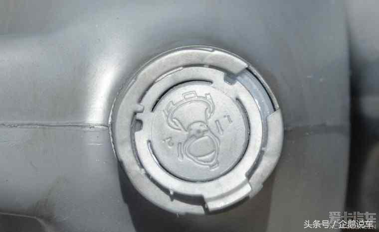 吃一堑长一智，真假机油史上最详细鉴别方法，从此让你的爱车喝上真机油，拿走不谢！