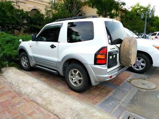 背着媳妇花30万买了台二手普拉多豁沙子，差点没被骂死！