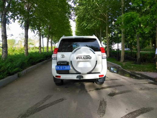 背着媳妇花30万买了台二手普拉多豁沙子，差点没被骂死！