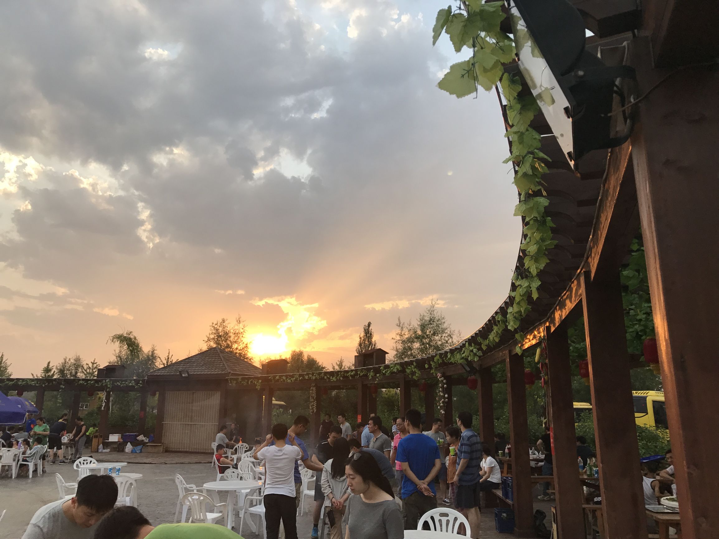 延庆龙湾国际露营公园房车收费,延庆自驾房车营地