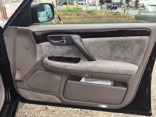 皇冠majesta低趴,皇冠majesta多少钱