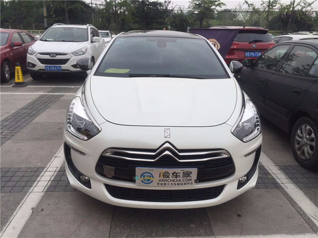 来自法兰西的名门贵族，无奈在中国却沦为“屌丝”