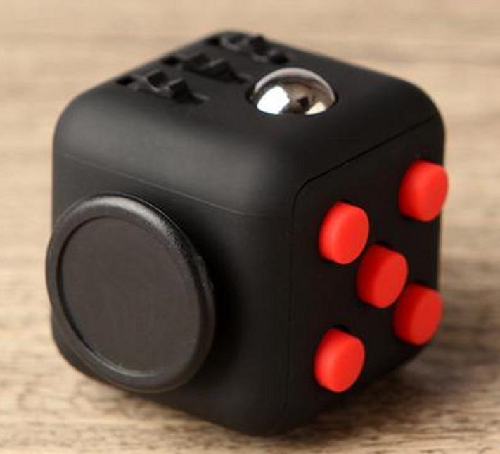 你压力大吗？指尖陀螺，减压*子骰**，盗梦空间陀螺帮你减压！