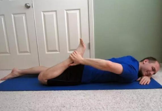 膝盖疼痛该怎么锻炼治疗,膝盖疼痛的治疗和锻炼方法