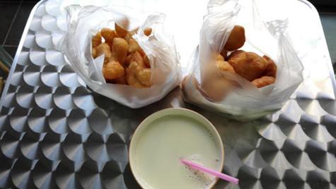 啦啦旅行-此文有毒!看完导致胃疼.....