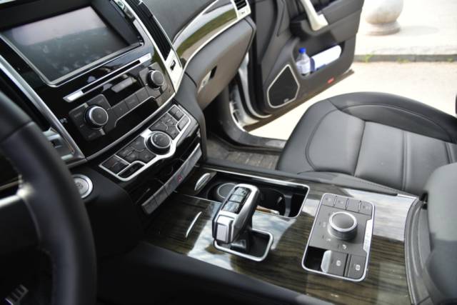 丰田霸道和哈弗h9拔河比赛,新款哈弗h9试驾