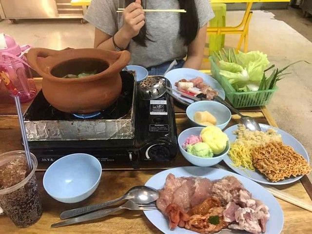 啦啦旅行-此文有毒!看完导致胃疼.....