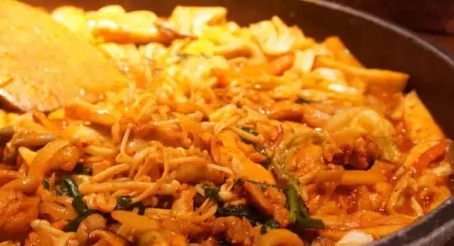 我在中午*鸡叫**，全公司的抢着要~