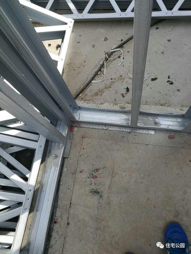 山东农村自建轻钢别墅报价,轻钢别墅农村5万二层楼房全包