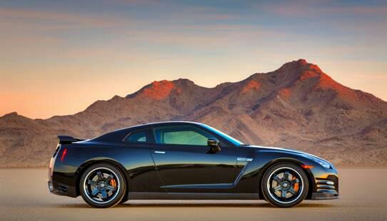 很多老司机开了几十年的车,很多开了十几年车的老司机