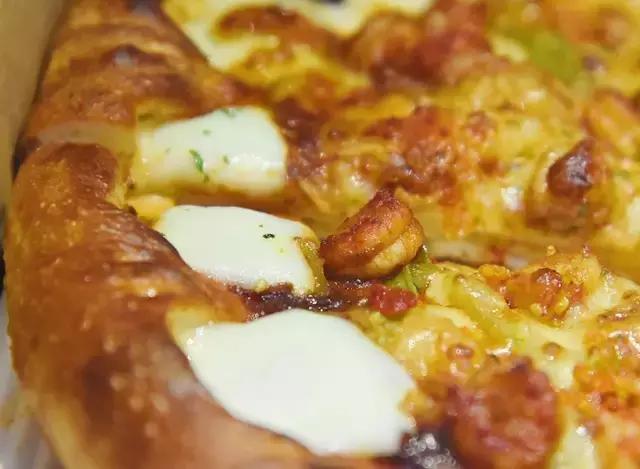 肯德基、必胜客也沦陷了,小龙虾怕是要统治世界啦!