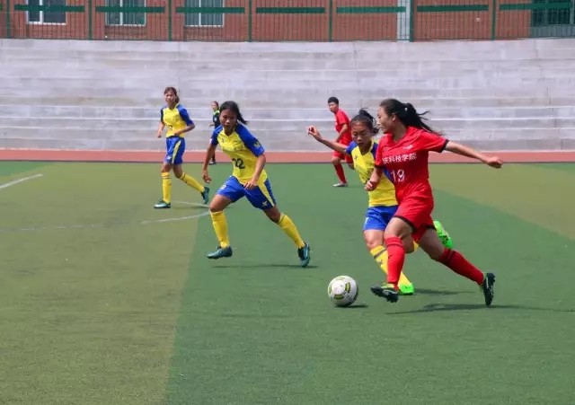 12场小组赛打进90个球，大足赛场上的铿锵玫瑰，男生们服吗？