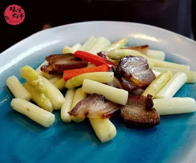 白芦笋季娇嫩可口,怎样才能吃到