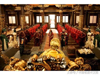 皇帝无福民遭难皇帝不务正业更可怕要不是他们太荒唐历史应该更好看