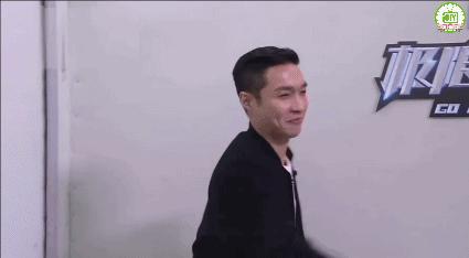 张艺兴说脚踏实地谋发展,张艺兴心里坚定理想一步步登顶