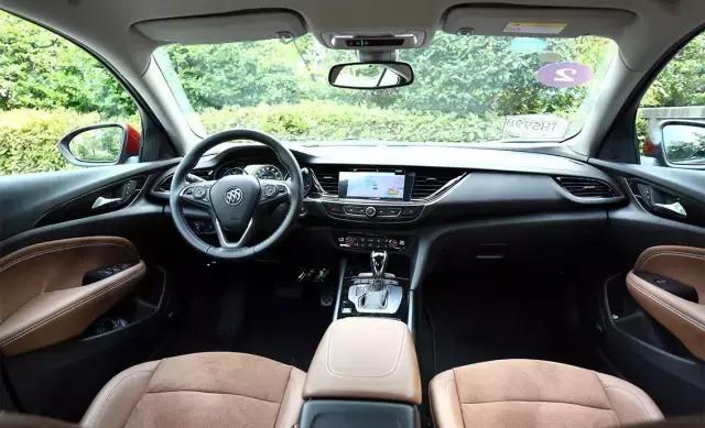 新君威2.0驾驶感受,新君威跑长途真实感受