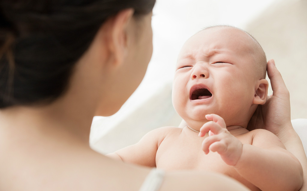 判断宝宝肠绞痛最简单方法,如何判断3岁宝宝肠梗阻