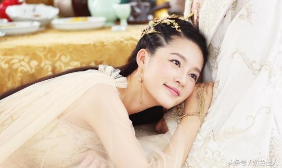 楚乔传李沁装扮比赵丽颖华贵,楚乔传天天向上林更新赵丽颖李沁