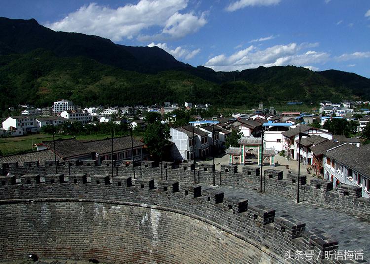 汉源清溪古镇和犍为清溪古镇,清溪古镇附近哪里有好玩的地方