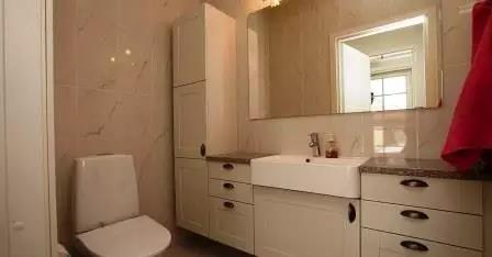 拖完地地板有腥味是咋回事,拖完地砖有腥臭味