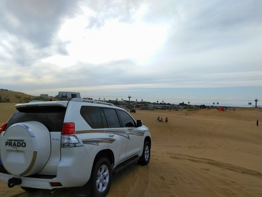 背着媳妇花30万买了台二手普拉多豁沙子，差点没被骂死！