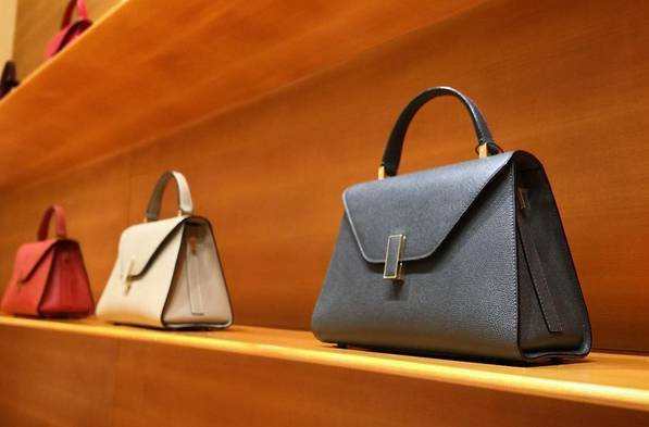 欢乐颂2同款都有什么,欢乐颂2红色蝴蝶包多少钱