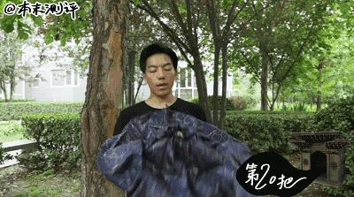 本末测评：晒成狗！教你如何机智挑选防晒伞