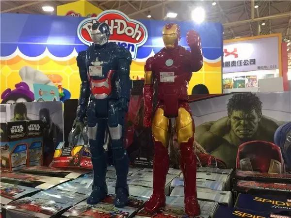 粑粑麻麻带娃去哪里玩,粑粑麻麻带娃去旅行