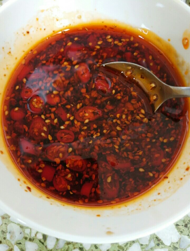 麻辣拌金针菇的10道做法,凉拌爽口金针菇教程