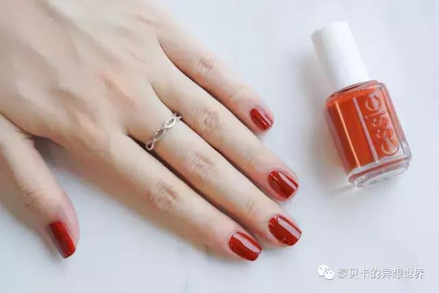 什么色的甲油显手白,什么指甲油显手白图片