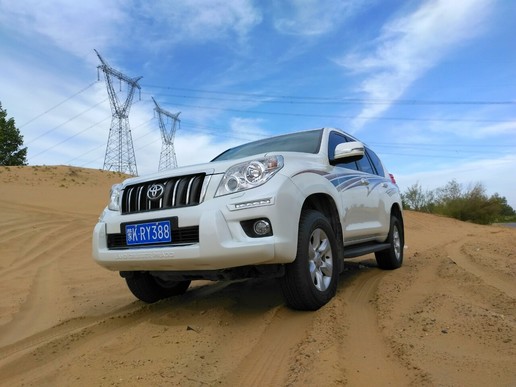 背着媳妇花30万买了台二手普拉多豁沙子，差点没被骂死！