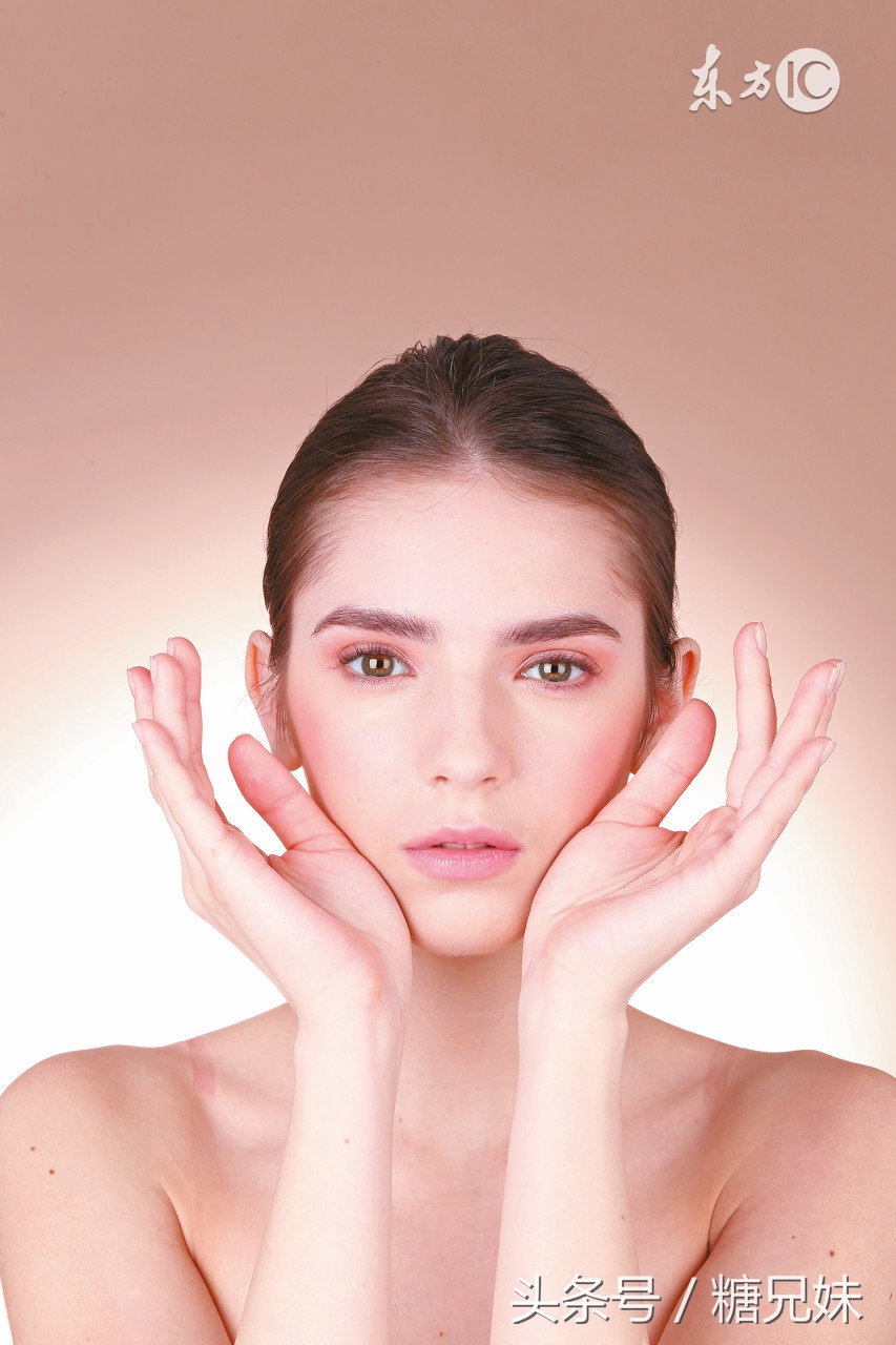 毛孔粗大怎么解决小技巧,毛孔粗大怎么办怎样改善肤质