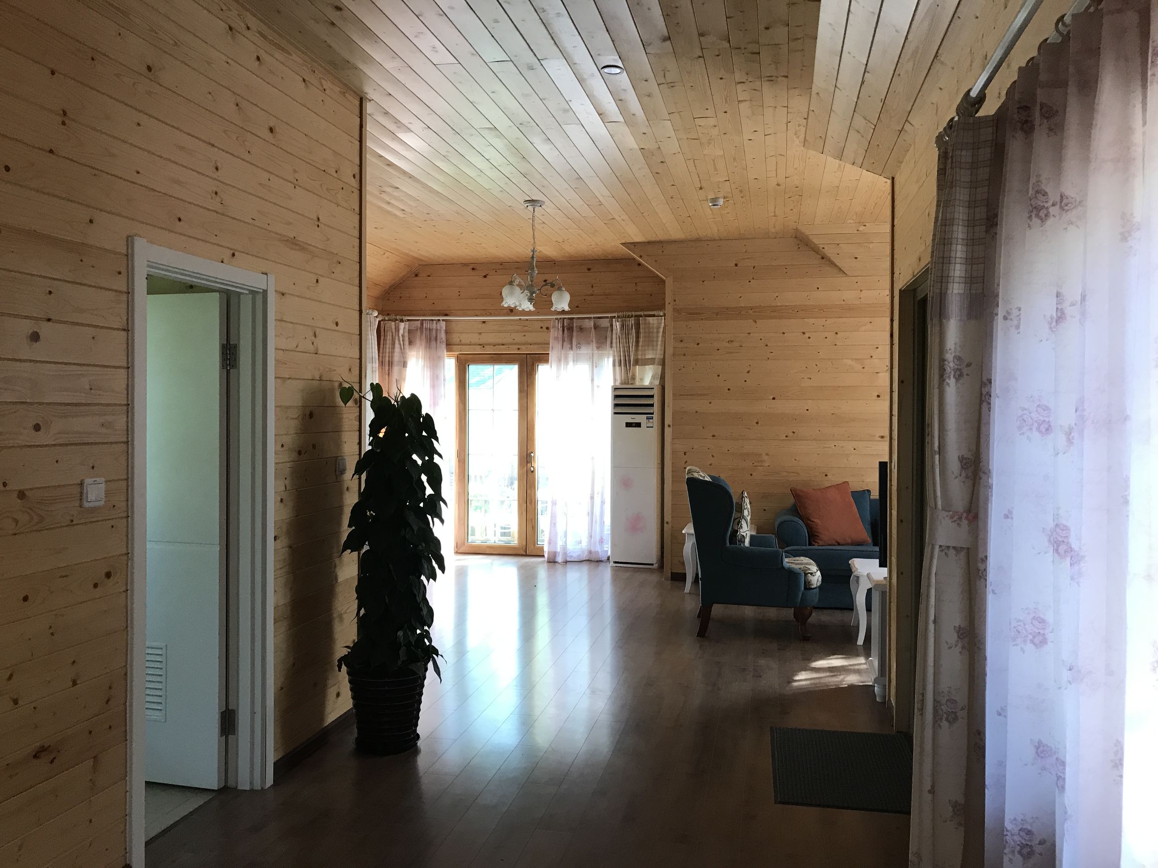 延庆龙湾国际露营公园房车收费,延庆自驾房车营地