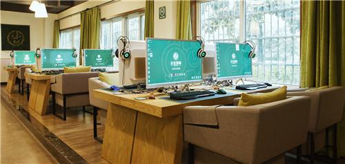 专为玩家打造的游戏,专为游戏而发明的手机