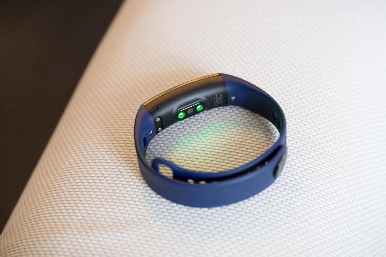 荣耀手环3主功能详细评测,荣耀手环3标准版有哪些功能