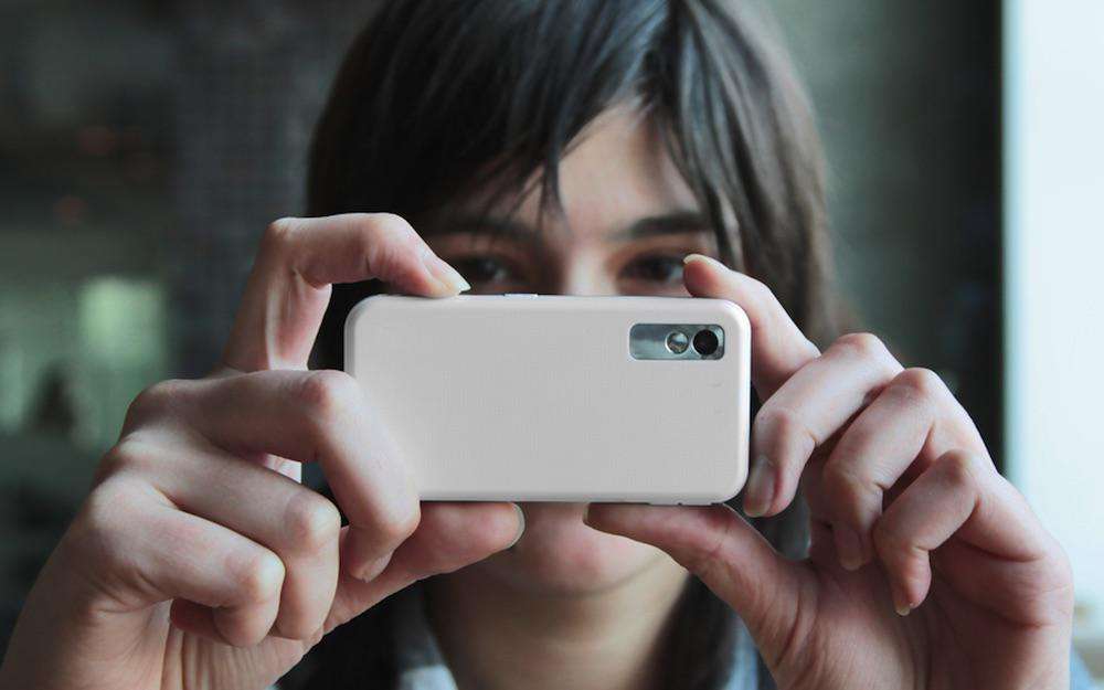 如何让拍摄的照片具有大片效果？格式化内存卡如何恢复？