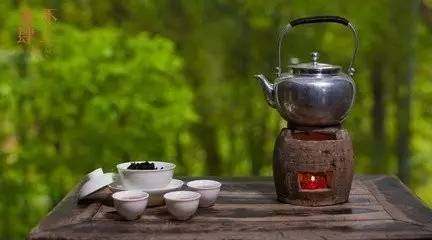 茶传媒专访｜茶香界教育家乔木森，这位65岁的老茶人，为何让我们三度落泪？