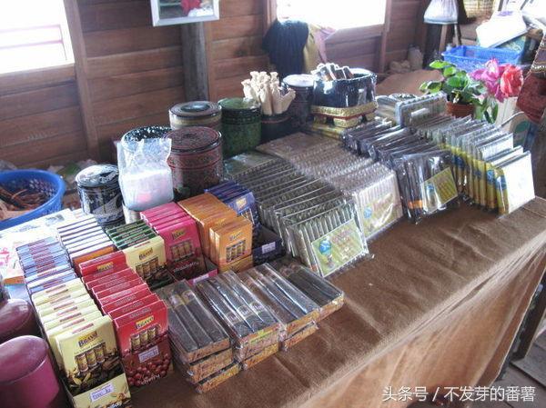 缅甸女人挣钱,缅甸女工发工资视频