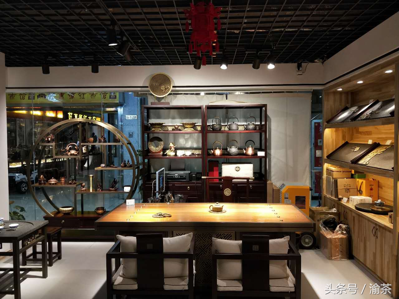 茶商方万洪：以用户思维做俊仲号普洱茶