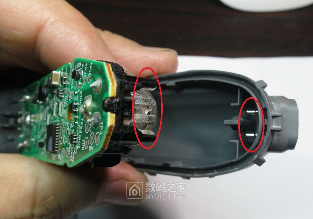 剃须刀真实体验,剃须刀触感飞利浦