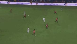 拉什福德18分钟双响,曼联首秀大胜银河!但穆帅要开吹风机了