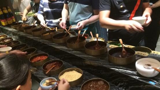 一匹黑马席卷火锅市场，品尚带你飞！