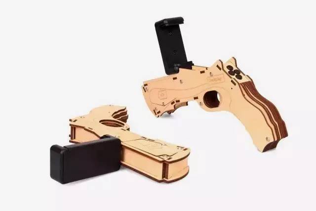 这玩意儿，让你在现实世界中“*飞机打**”！