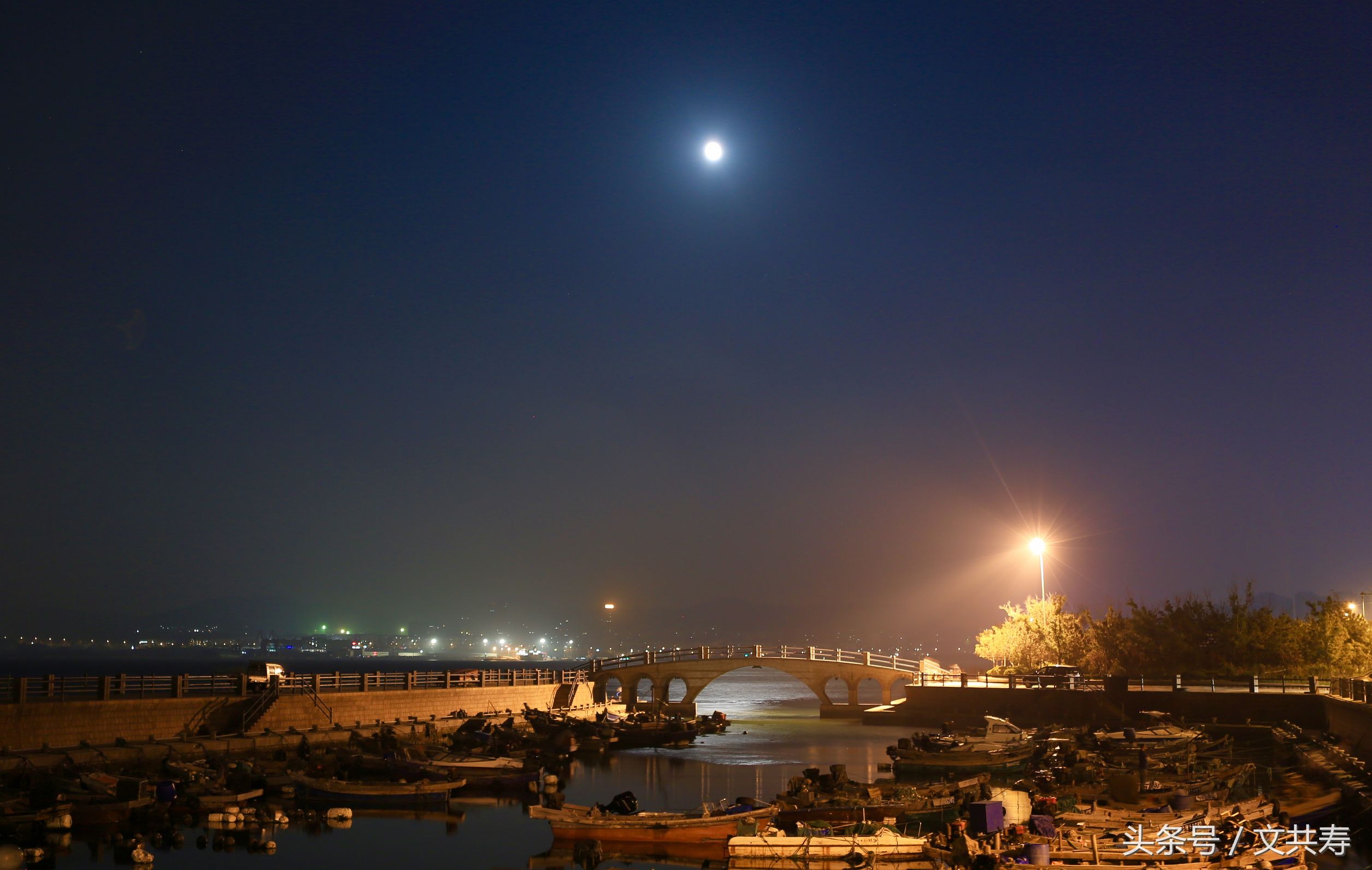 威海宛如梦幻的童话世界,威海雪夜风景